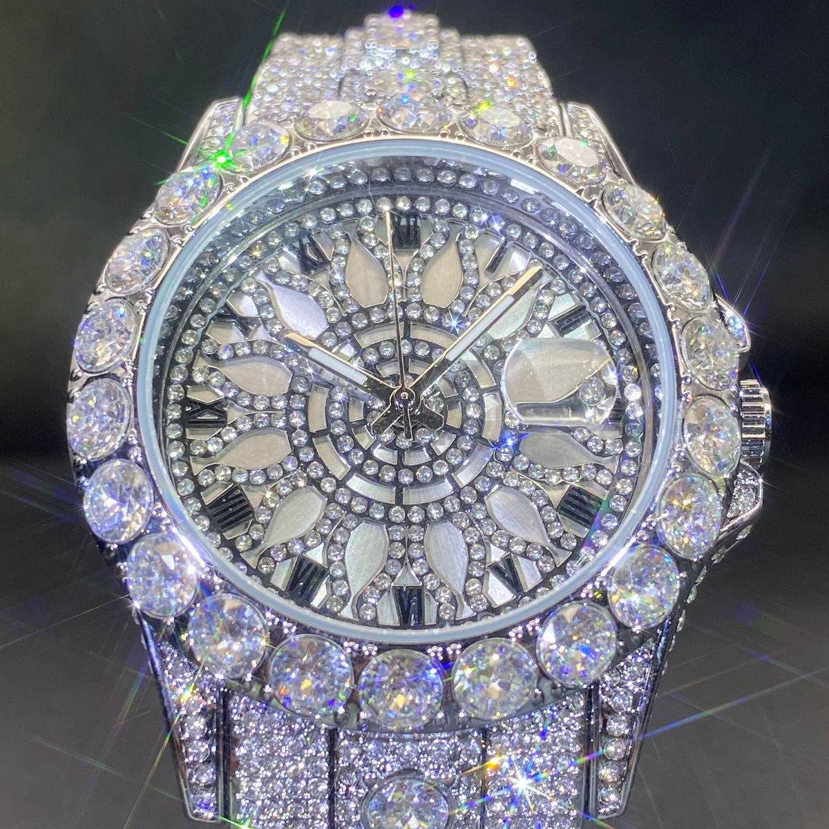Men's High-end, Fully Diamond-encrusted, Ultra-glitzy Hip-hop Watch